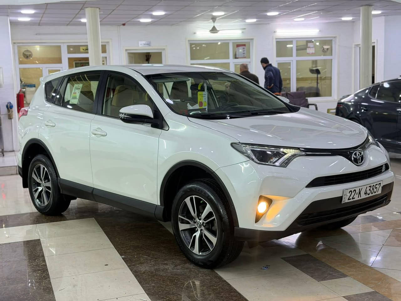 توته راف ٢٠١٨خه ليجي شركة جيهان 
ماشيه ١٣٠. الف
مكينه و كير شرط مكفولا 
سيارا اسمي رقم سنوي جديد ٢٠٣٠
مكان سيارا اربيل شارع ١٠٠
م***********واتس فايبه ر موجود 
م***********
سعر ١٨٨ورقه شويه بي مجال
