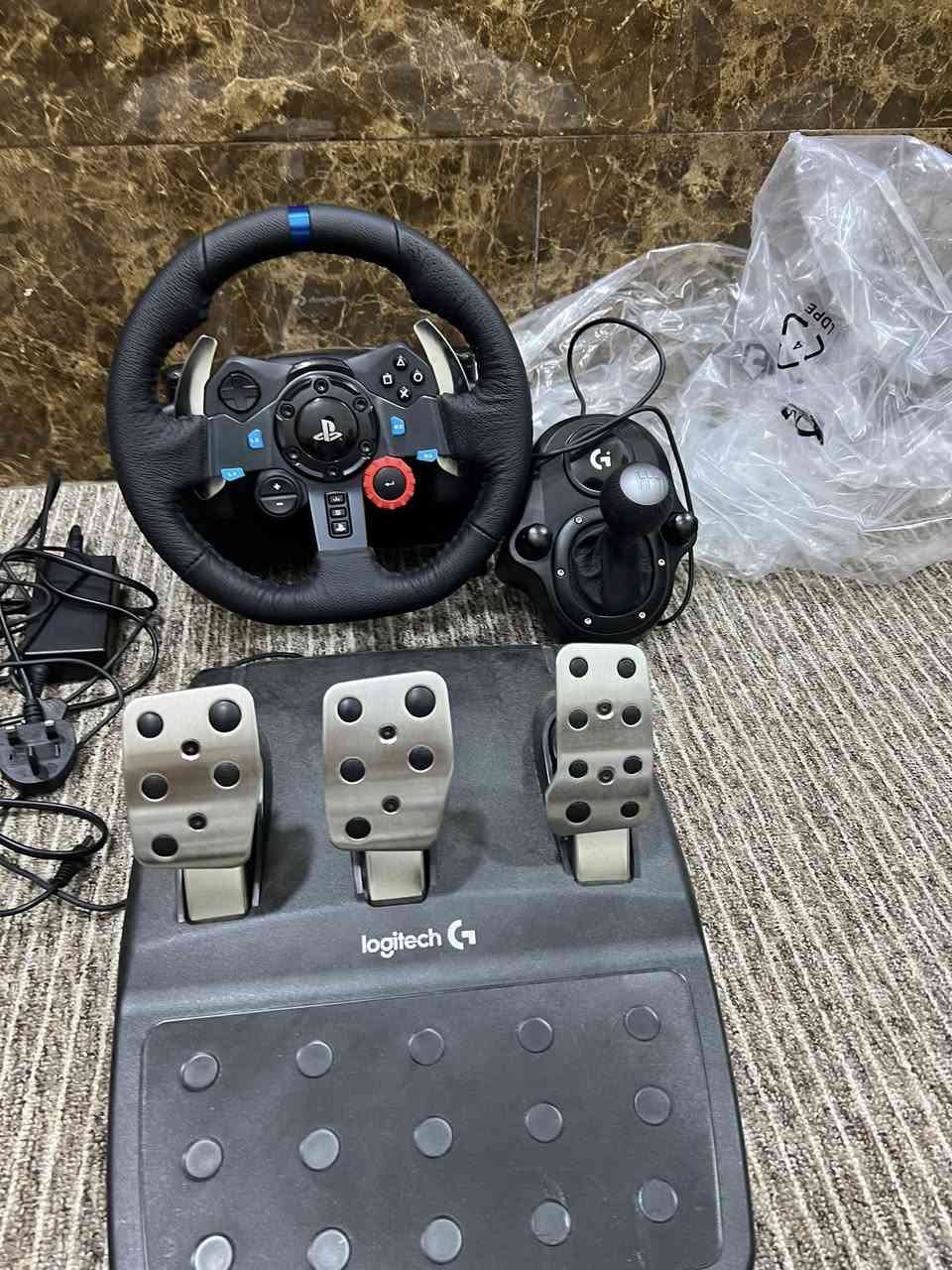 السلام عليكم 
البيع دركسون G29 
شهر 3 جديد 

مكانك النجف 
موجوه توصيل


**إذا كنت صاحب هذا الإعلان وتريد حذفه لأي سبب، رجاءا أرسل رسالة إلى الدعم الفني**