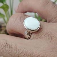 خاتم من حجر العطف الطبيعي البحري صياغه ثقيلة وجميلة فضه عيار ٩٢٥ يوجد ...
