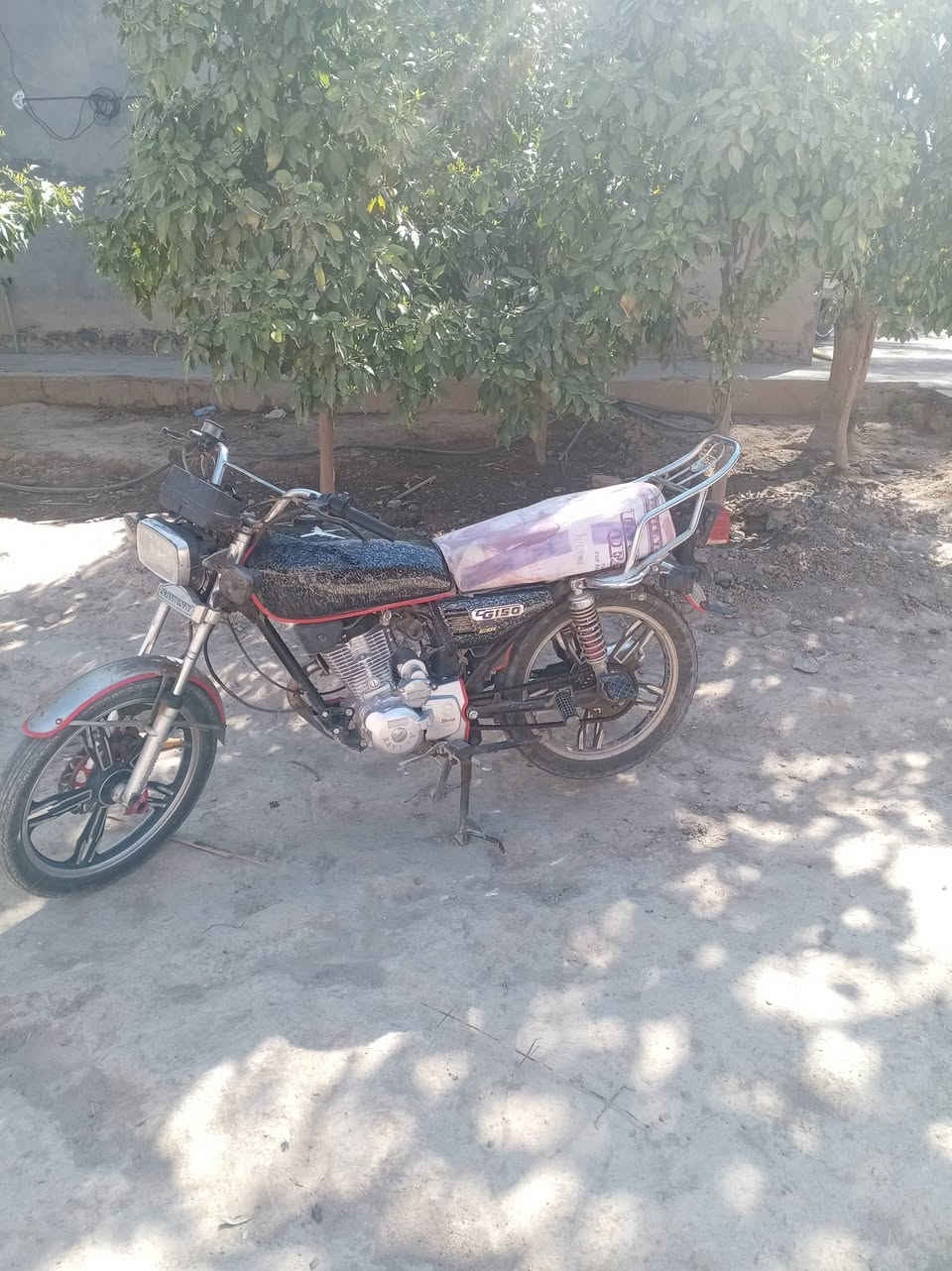 سلام عليكم  دراجه سيفون موديل 22 سعر 500 وبيها مجال بكاني كنعان ***********
