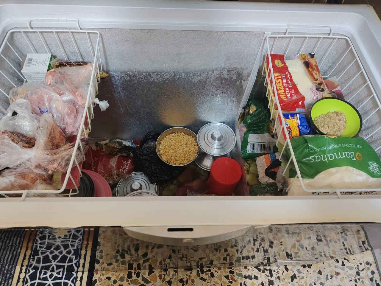 السلام عليكم مجمدة او مكيف البيع مكاني بغداد نهايت حي اور توصيل ما عندي  ***********
