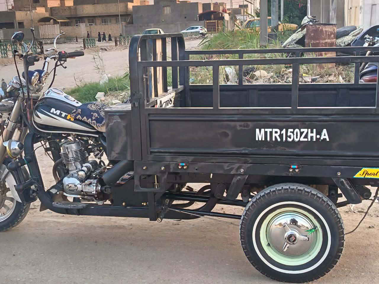 للبيع مديل 20 كفاله عامة وراق اصولي وكيل جبرين محرك جديد *********** مراوس اي شي سعر مليونين وبيهة مجال
