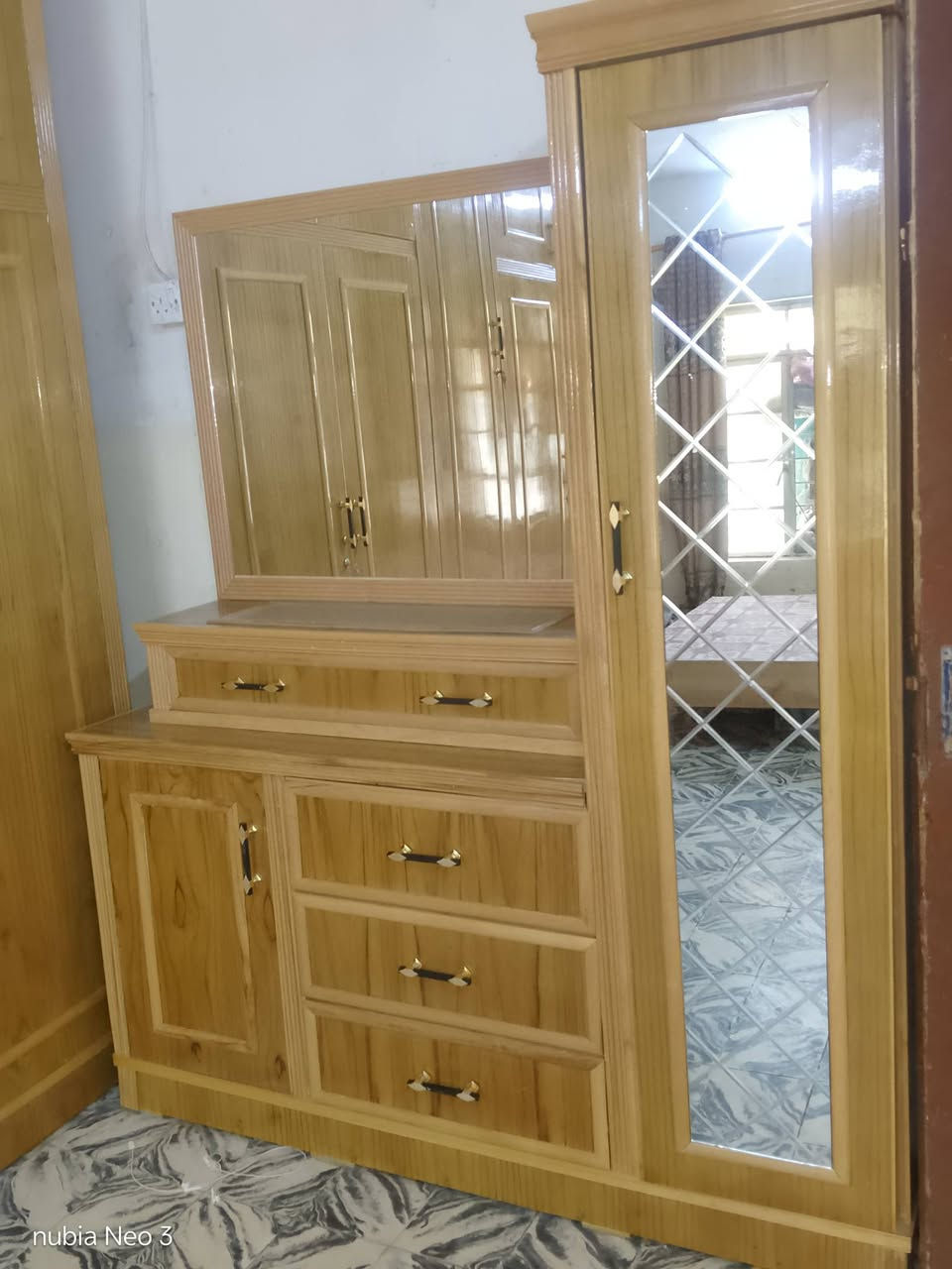 المكان موصل جانب الايمن موصل جديدة
رقم الموبايل ***********
السعر 800


