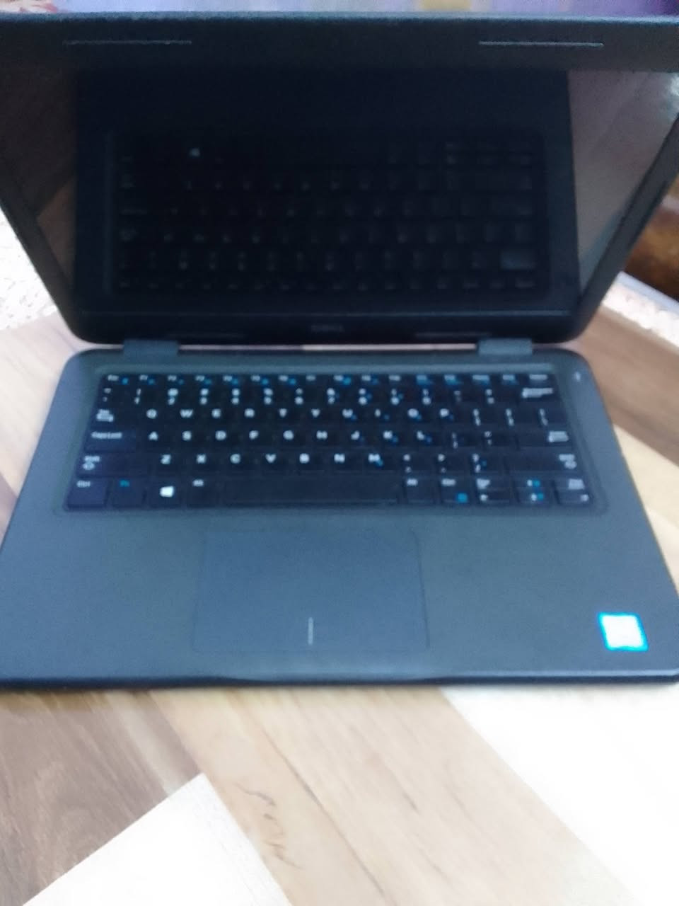 للبيع
DELL Latitude 3300
جيل ثامن - معالج ثماني النواة
شاشة تاتش
معالج Core i5 - 8250U - 8th Gen
رام 8 - قابل للزيادة
هارد SSD NVMe 256G - قابل للزيادة
حجم الشاشة 14 انش - تاتش
كارت الشاشة مدمج intel UHD 620
دقة الشاشة Full HD - 1920X1080

المخارج :
Camera - 2 USB3 - HDMI - 1 Type C - Audio 3.5 - Card Reader - Ethernet - WiFi - Bluototh
البطارية :
بحالة ممتازة جدا - تقريبا 5 ساعات


**إذا كنت صاحب هذا الإعلان وتريد حذفه لأي سبب، رجاءا أرسل رسالة إلى الدعم الفني**
