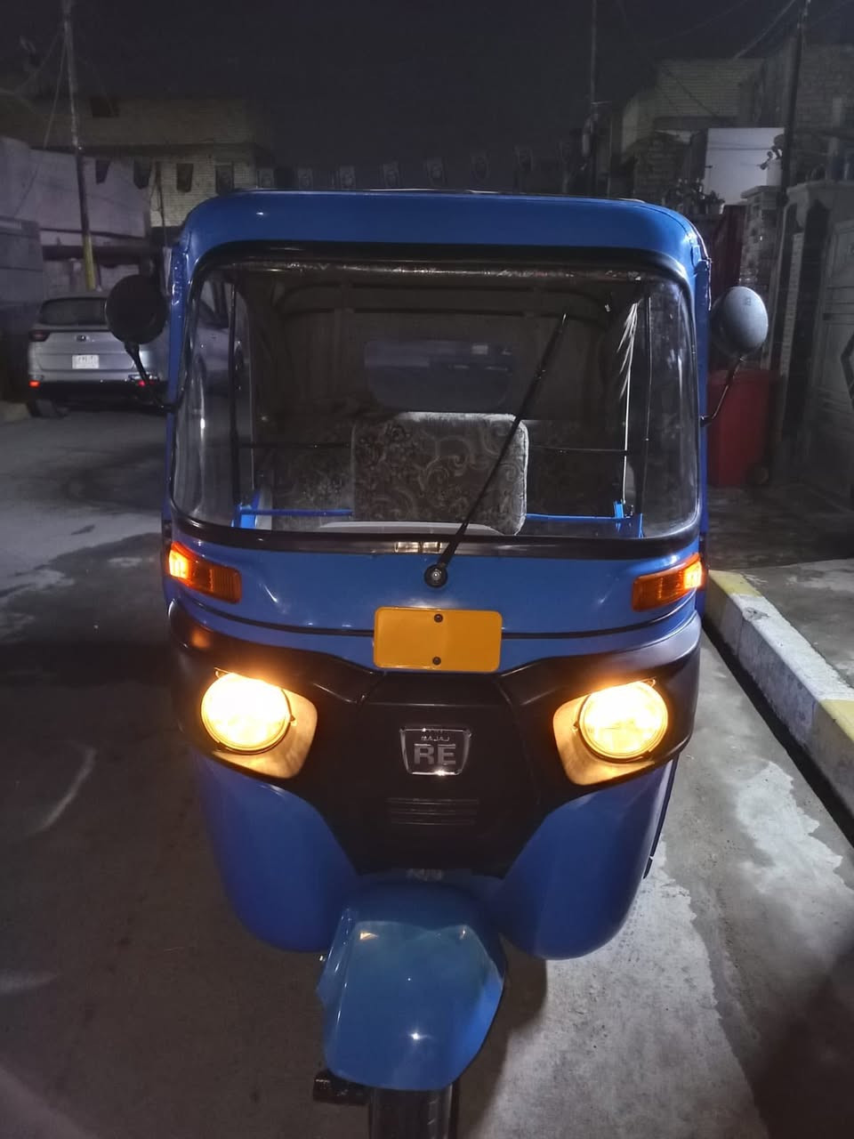 تكتك موديل 2022 شهر 8
لون أزرك ملكي ونظيفة 100%
✔️ مكفولة من كلشي

السعر (9) مليون وبيها مجال بسيط للشراي 
ومستعجل ع بيعتها العنوان الشماعية 

***********
