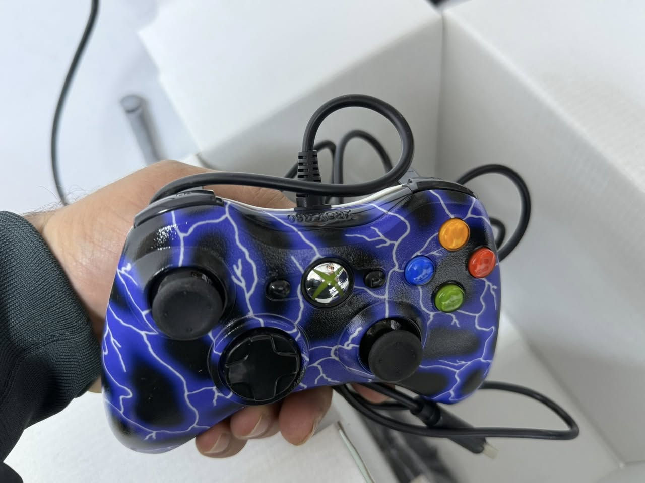 اكس بوكس 360 مهكر نظام ارورا بي 40 لعبة بلاك وطوبة ومدل وكول اوف ديوتي ونيد فور سبيد وكل الالعاب الحلوة الي ابالك ويا 2 جوستك هارد 320 كيكا نظيف حيل ورايدة ب150 وعندي توصيل


**إذا كنت صاحب هذا الإعلان وتريد حذفه لأي سبب، رجاءا أرسل رسالة إلى الدعم الفني**