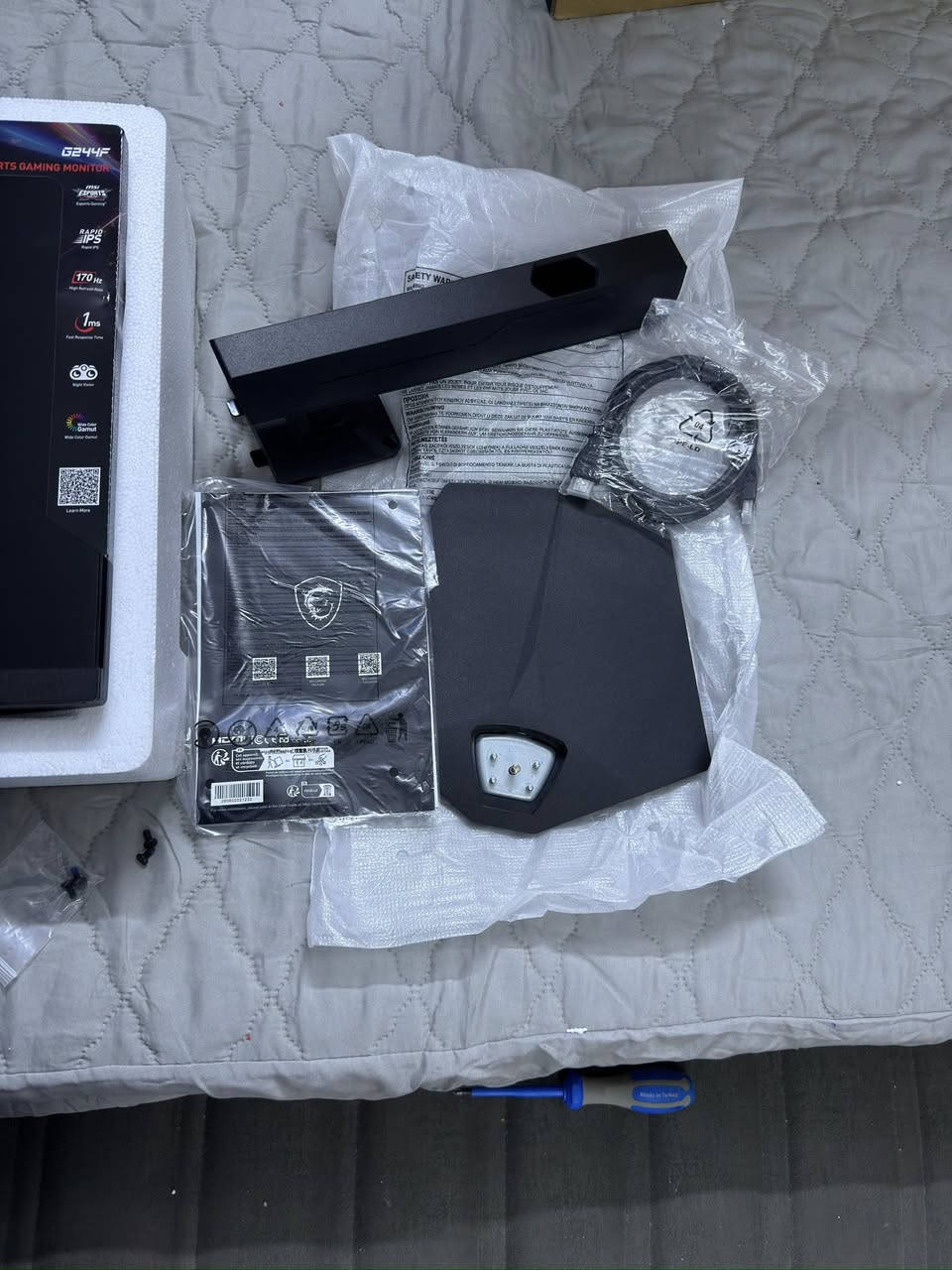 السلام عليكم للبيع
جميع المواضفات مذكورة بالصورة بس علق وتأمر أمر ♥️


**إذا كنت صاحب هذا الإعلان وتريد حذفه لأي سبب، رجاءا أرسل رسالة إلى الدعم الفني**