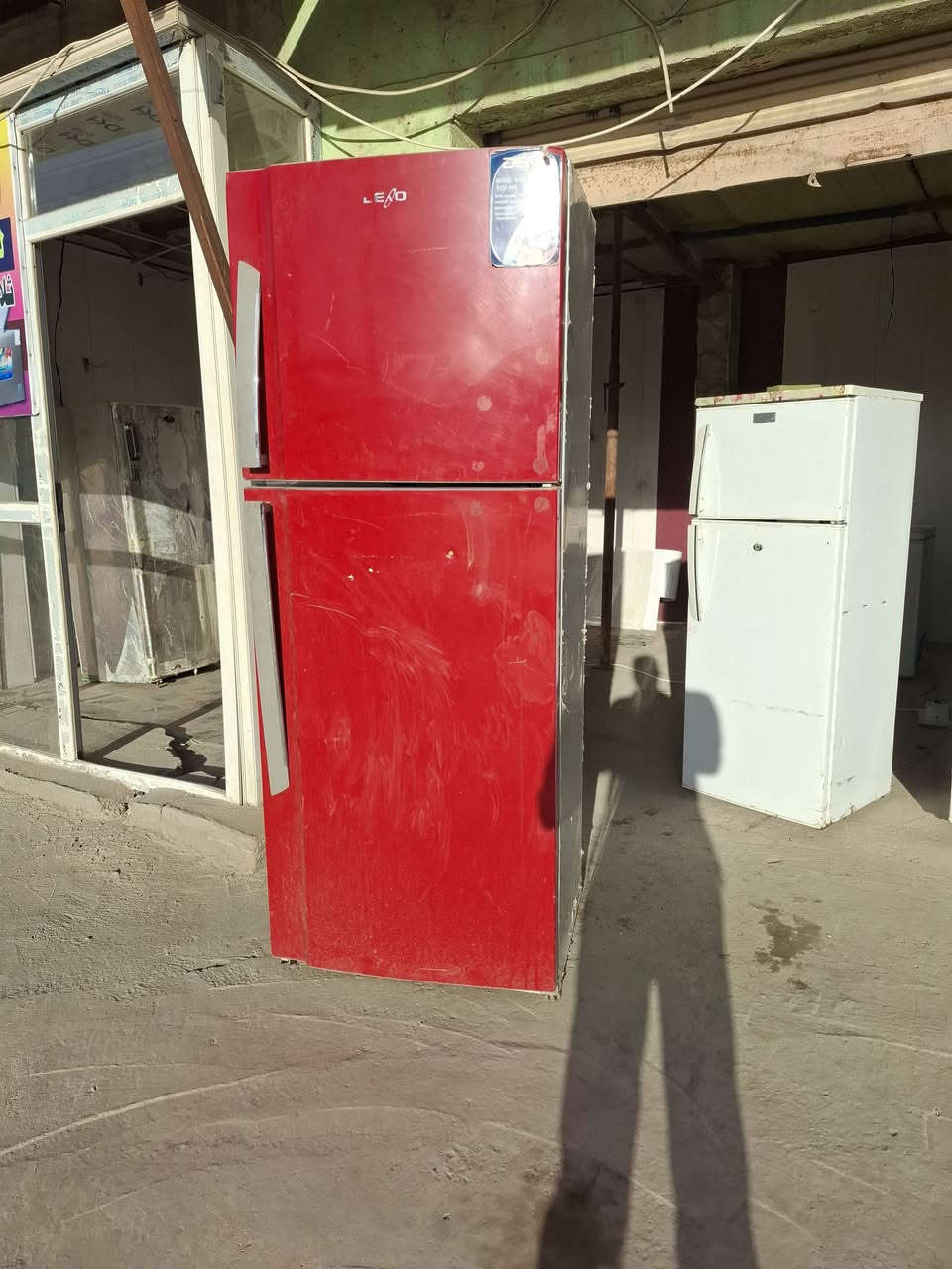 السلام عليكم للبيع انواع الثلاجات والمجمدات كبيرة وصغيرة وبأسعار مناسبة العنوان مقابيل تربية المحاويل ورشة وسام الطائي لصيانة كافة انواع الثلاجات والمجمدات وعارضات المحلات وشحن السيارات للاستفسار هاتف ***********. ***********
