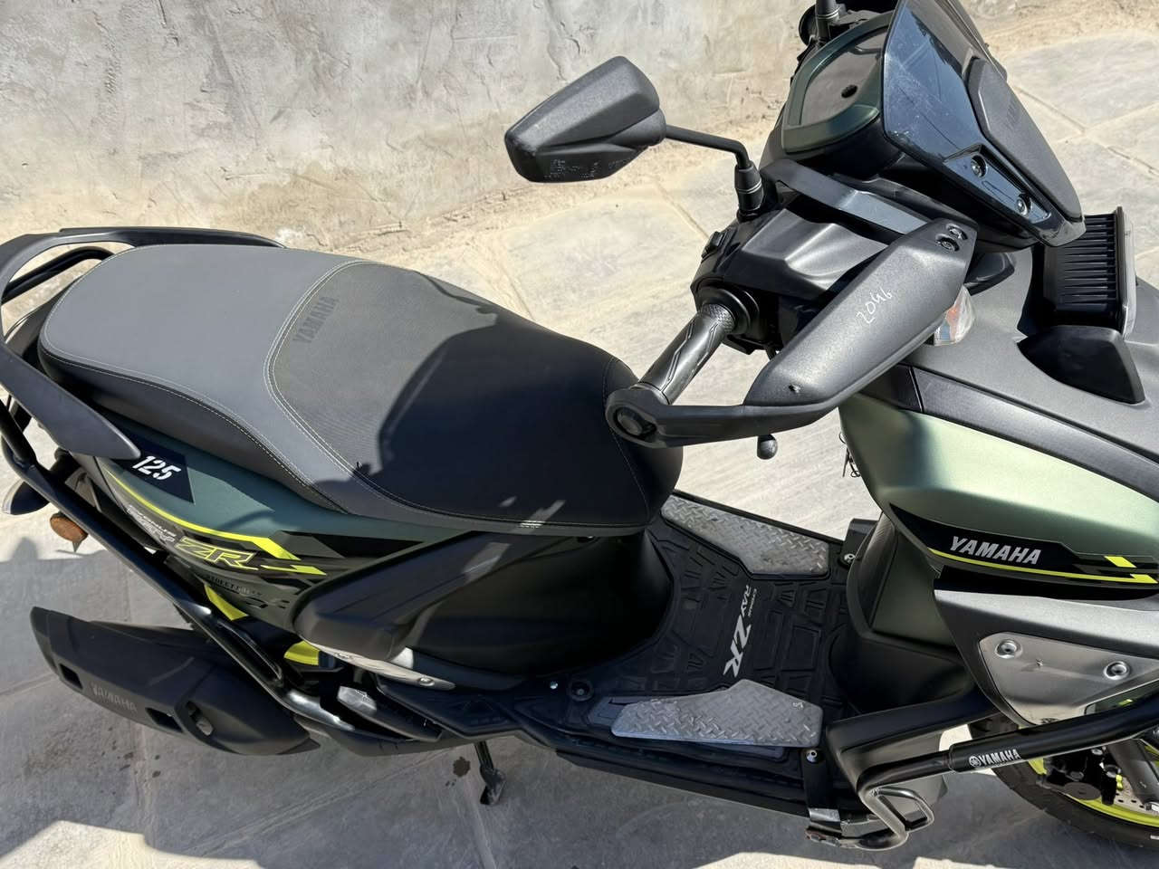 ZR موديل2024
دراجة شخط مابيها ماشيه 10 الف حقيقي
ع وضع الشركة كلشي ممبدل بيها
السعر المطلوب 2250 
***********
