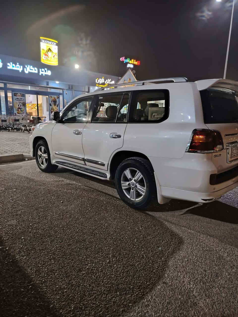 لاندكروز  12 بريم كفاله عامة 
السعر 370 
***********
