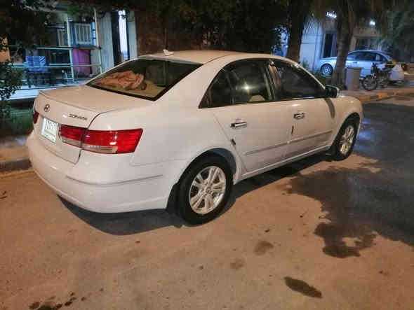 السلام عليكم ورحمة الله وبركاته ( للبيع  )
هونداي سوناتا لون ابيض 
الموديـــــــــــل : 2011
السيارة جديده مكفوله كفاله عامه 
المحرك : 2000 مكفول
المواصفات : خليجي  فول واحد ع واحد 
رقم : صلاح الدين دولي
العنوان : صلاح الدين / قضاء الدور 
موبايل : ***********  ‭ تكريت
