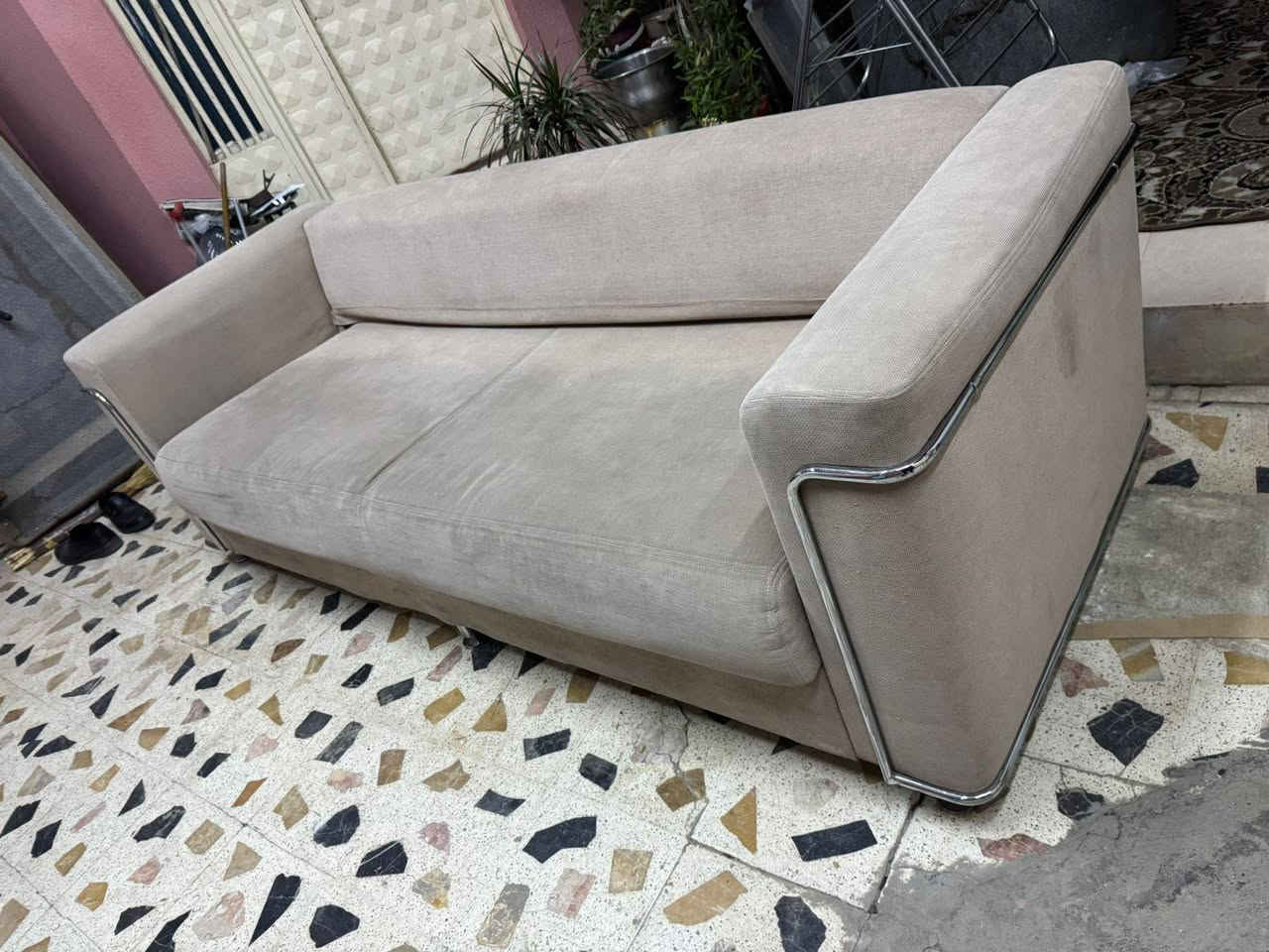 قنفه ثلاثيه عدد 2 سرير ومخزن سعر القطعه 90 الف
عنوان اربيل بختياري


**إذا كنت صاحب هذا الإعلان وتريد حذفه لأي سبب، رجاءا أرسل رسالة إلى الدعم الفني**