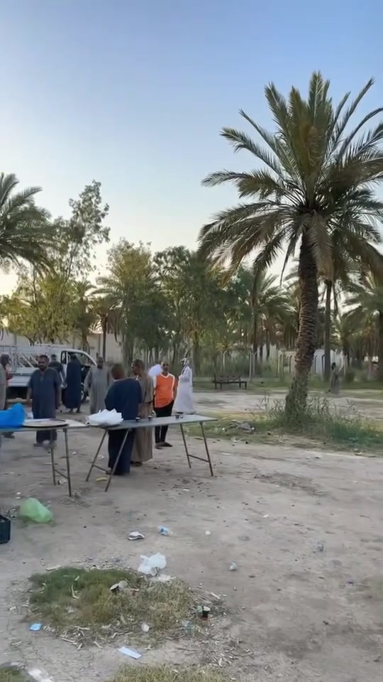 غداً نعاود إقامتنا  في مستشفى الرشاد 

الي عندة دشاديش كلابيات  تيشرتات برمودات مستعملة نظيفة يتواصل ويايه واني ادزلة مندوب يستلمهن

همه يحبون هيج ملابس واخليهم  بالساحة ويجون يختارون منه يحبون هيج شي


**إذا كنت صاحب هذا الإعلان وتريد حذفه لأي سبب، رجاءا أرسل رسالة إلى الدعم الفني**