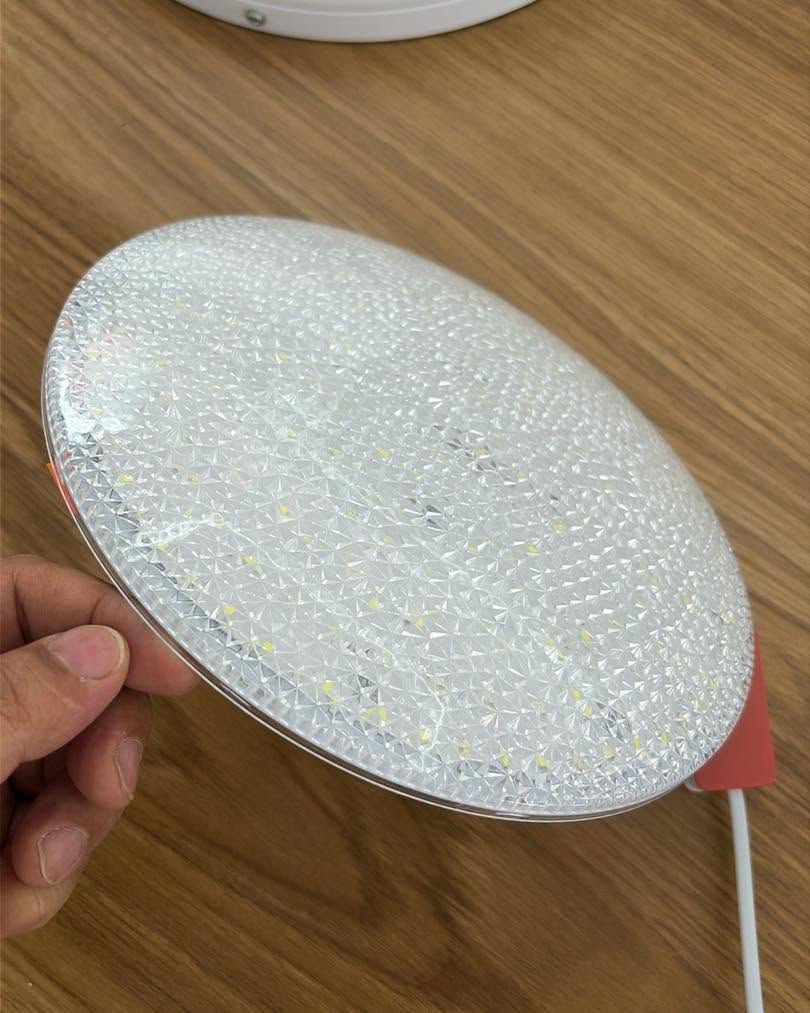 Hi everyone ,led panel light led down light ,many new design,good quality and good price #ledlight #ledlighting
 #LEDLightingManufacturer


**إذا كنت صاحب هذا الإعلان وتريد حذفه لأي سبب، رجاءا أرسل رسالة إلى الدعم الفني**