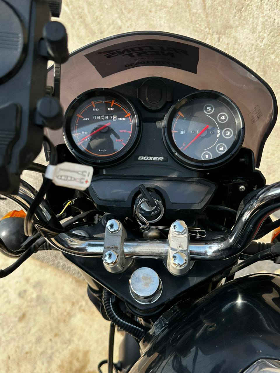 بوكسر جبلي اسود موديل 2023
دخول 2024 استعمال شخصي من الدوام للبيت 
الدراجه مبدل بيها ولفات شغل وغراض شركه اصلي ابو الضمان السعر المطلوب بيها مليونين و 250 الف 
2.250.000
لاستفسار ***********
