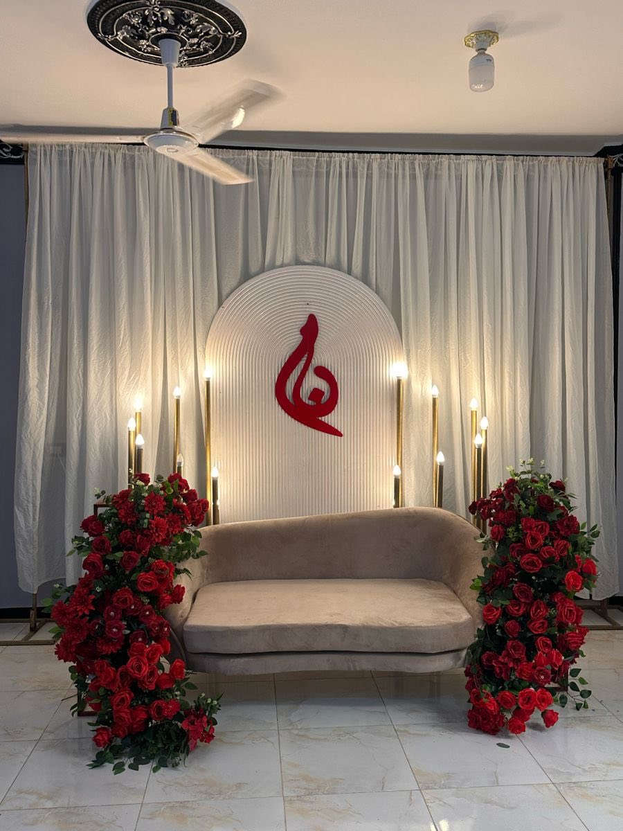 كوشه اجنن 🥰إيجارها فقط 30الف فقط مهر ب30 تاخذيها وترجعيها واذا تردون كادر نقل وشد متوفر ايجار جنط عروس ب15 عنوان تكريت الزهور للحجز خاص او ع *********** واتساب الحجز قبل ب سبوعين افضل نسمة للمناسبات آفخم الموديلات مفتوح حجز الان
