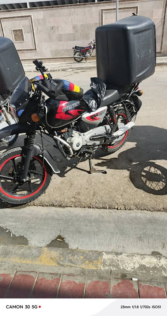 بوكسر فحل 2023 للبيع محرك ما مفتوح بدايت تبخير دراجه خير من الله *********** موجود واتساب
