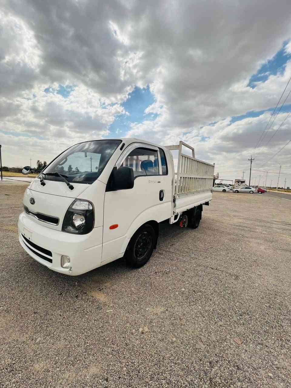 سلام وعليكم كيه ادوات كص وتماتيك محرك ٣٠٠٠ سياره جاهزه سعر ٥٠ وبي مجال الشراي يتصل /***********
