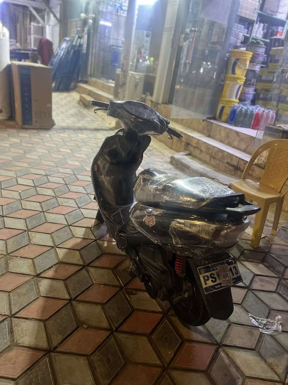 سلام عليكم كامكو G4 140 كلها على وضع البلادي دبلات فول سلف باتري اشاير هوران عداد بريك دسك بك لايت الدرجه كلها مختمه بلاد  الدرجه مجفته تجفيت مضبوط الدرجه نظيفه اب شكل كفرات اصليات مال البلادي المختمات السعر 350للتواصل***********مكاني نجف حي الكرمه شارع كميل يم ابن هندول ملاحظه الدرجه مامغسوله وكهربائيات كله شغال
