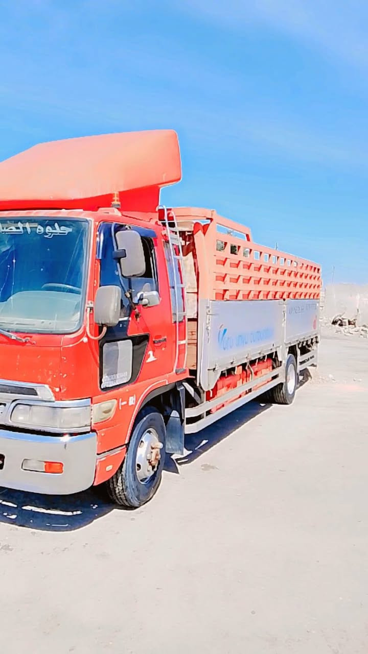 السلام عليكم هينو انكر ثمانين سوبر  طول سته وربع تخم تاير حداديه جاهزه سنويه 31  موديل 97 رقم بصره ىشرط تحويل السعر 175 العنوان الشطره الدلال علي العكيلي 
الرقم الهاتف ***********
