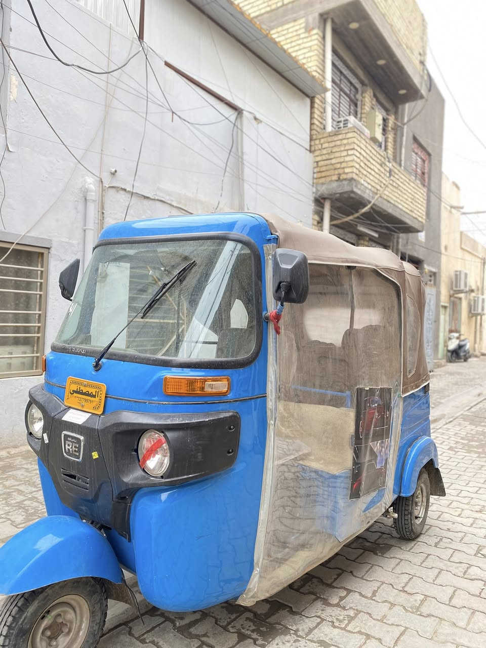 السلام عليكم تكتك 2023 للبيع مكينه مكفوله كشرها بيها ضربه باب المحرك امبدل ولبك لايت تعمر ع بارد التكتك خير من الله عنواني الزعفرانيه يم المركز مال شرطه تجي دكلبها وشتلكه نقص ينزل من سعرها 
السعر ٨ ملايين وربع 
الرقم : ***********
