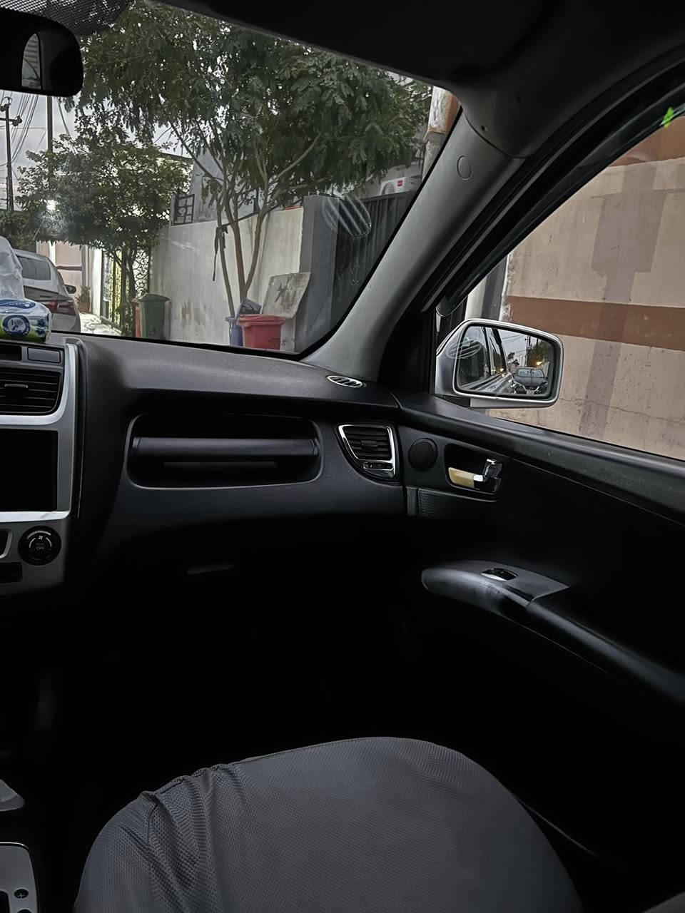 كيا سبورتاج 2009
ماشيه 200 الف سياره مال بيت جاهزه من كل النواحي بدون أي نقص بشرط انظف من الصور 

مكينه وكير وتبريد وكهربائيه بشرط 

سقف سلايت

شاشه ايبات 

كأمره خلفيه 

داخل اسود 

مكينه 2000

طخم تاير جديد 

سنويه لحد ٢٠٢٧

متوقر بطاقة بنزين

سعر  118$

  و بيها مجال
مكان كركوك

رقم:

Asia: 0770 233 38 22

Korek: 0750 868 79 50
