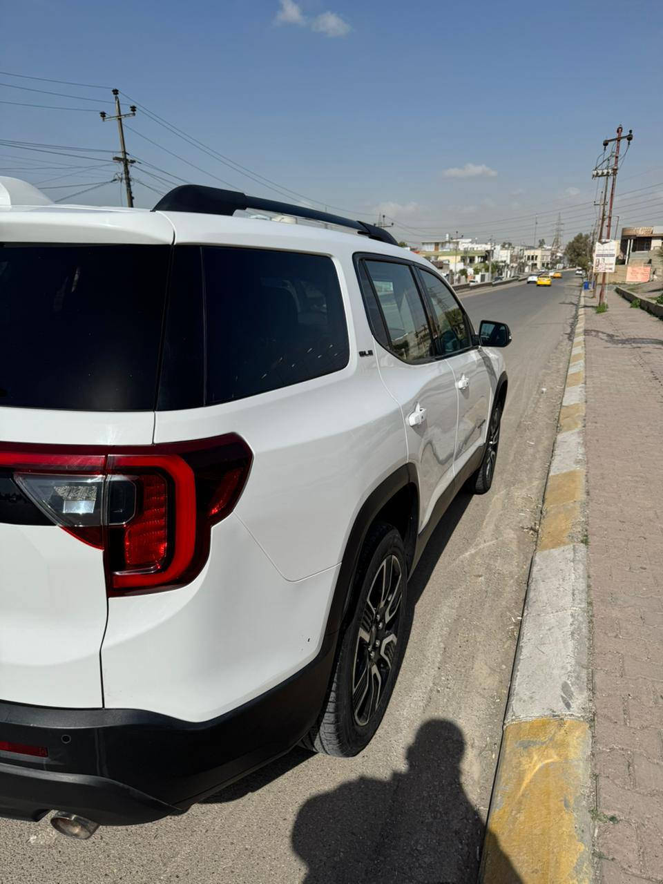 جمسي اكاديا
موديل 2021
رقم أربيل 
السعر  220
مواصفات 
Sle
الضرر جاملغ وشبر بونيت تعديل بارد 
رقم الشاصي مرفقه مع الصور 
السياره موجوده في كركوك 
***********
