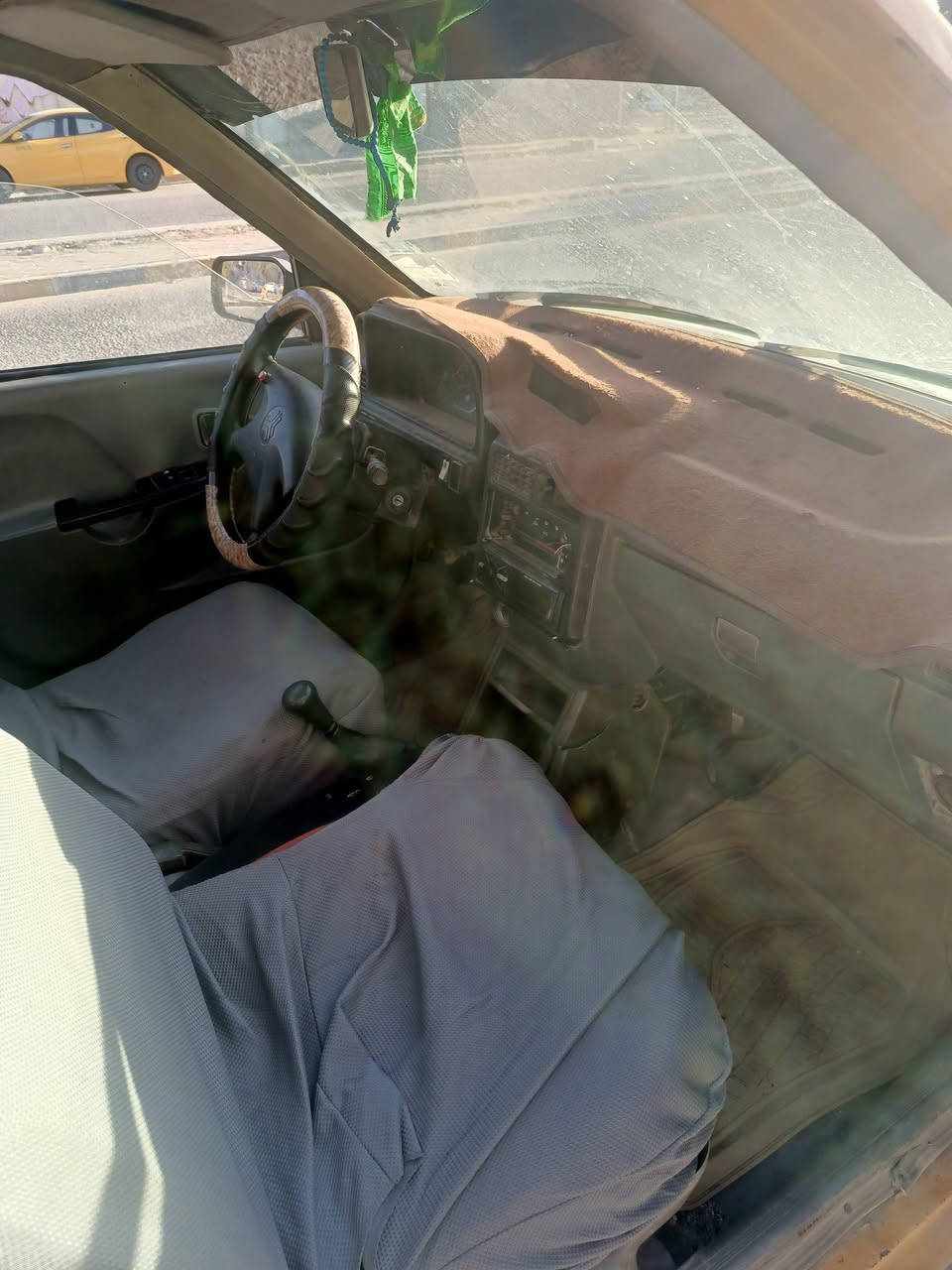 السلام عليكم سايبه موديل 11 راعيه ماواصله كامله ستوني مجفته شوفت عينك سنويه موجوده اصليه عندي رقم بغداد مكاني نجف السعر 12 وبيه مجال اتصل ع الرقم ***********
