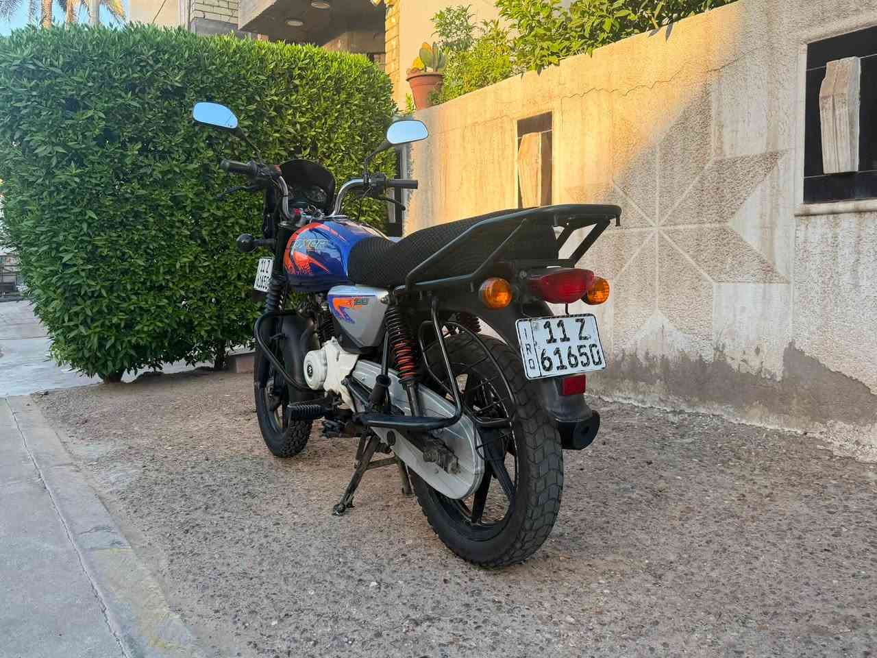 السلام عليكم بوكسر موديل 2023نازله2024 مرقم لوحه وسنويه إنكليزي تحويل ثاني يوم ماشيه 11الف مكفوله كفاله عامه مكاني الحريه
***********
