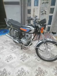 للبيع موديل 22 السعر مليون وبيها مجال بسيط  ٠٧٧٠٥٥٦٢١٩٤