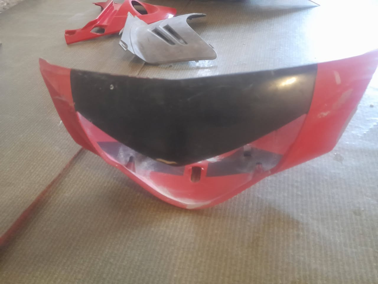 كفرات ماكس والباقي مال غير دراجه اليفيدنه ينطي سعر وبلعافيه علي مكاني بغداد قرب  سيطره الشعب ***********
