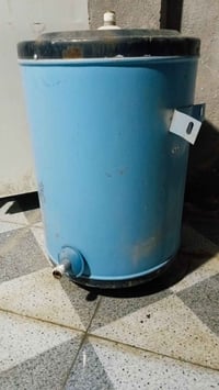 كيزر • مستعمل سنة • ضمان ٤ أشهر