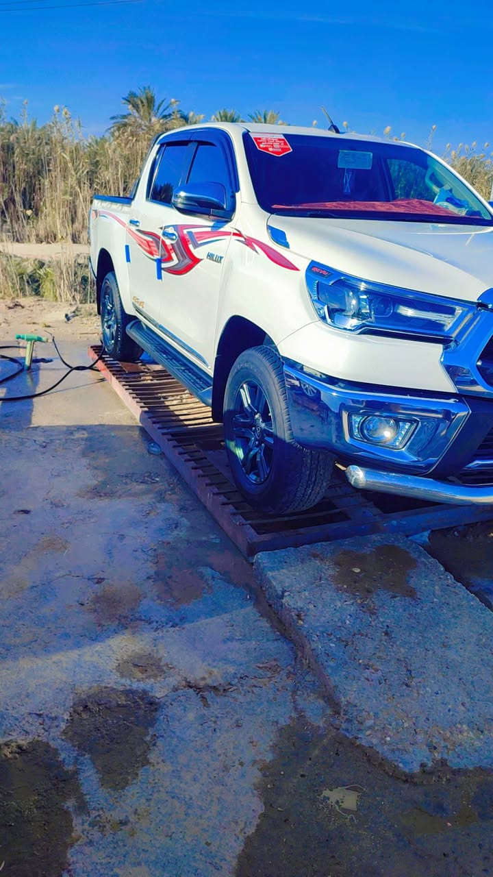 هايلوكس كويتي ساير رقم المثنى كفاله عامه ماشيه 100
فور ويل  المكان الحمزه الشرقي ***********
