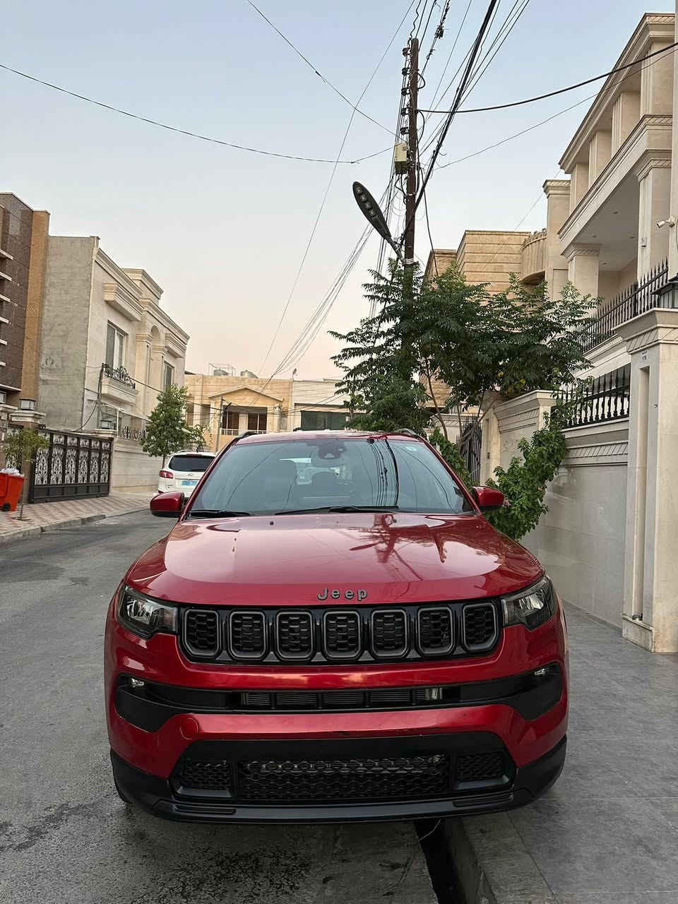 جيب 2025 أخت صفر ماشيه 12 الف فقط
سعر 129
***********
***********
شكل حديث فول مواصفات عدا فتحة شاشه كبير بصمة و شغال عند بعد و دخول ذكي محرك 4 سلندر حجم 2.0 تيربوو كيج إلكتروني ديجيتال كشنات جلدو تدفئة و جلد و ستيرن تدفئة طخطخات بيهه و مصبوغه  بجم و خلفي كبس بدون دواخل سياره جديدة مابيهه مصروف دولار دخول جديد اليوم وصلت دفع رباعي 4/4 امامي و خلفي كامل عدسة و زينون led  هيكل كامل رادار اوتو ستوب و اوتو هولد و قيادة ذاتية و بعد بيهه هوايه مواصفات سياره رقم كاتي تترقم شمالي فقط مكانها أربيل
