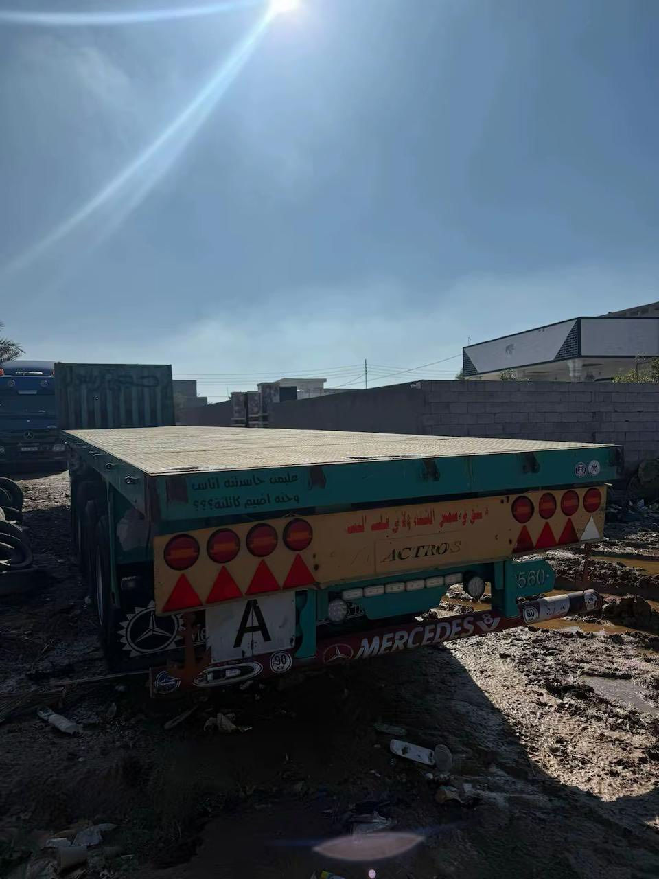 سياره البيع موديل 2011حجم 2560   رقم ***********
