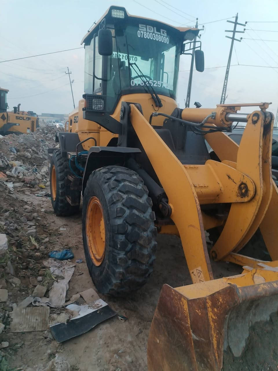 شفل مديل 21 مكفول من كلشي  مكان السماوه اتصل ***********
