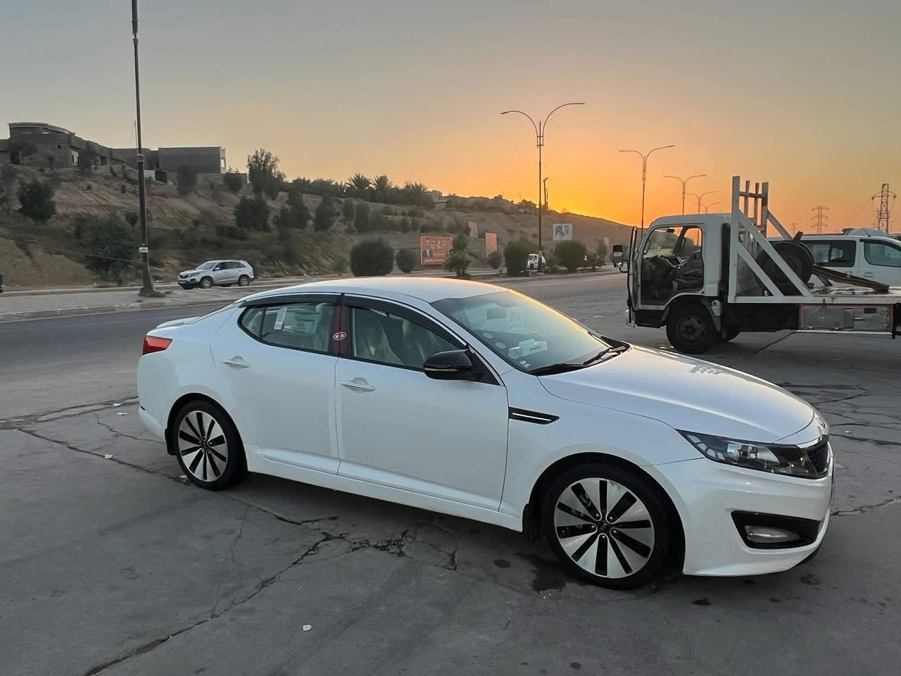 للبيع فقط ✅
اوبتيما ٢٠١١ خليجي 
مكينة ٢٠٠٠ دوش
رقم اربيل الجمهوري 
قطعتين صبغ بدون دواخل 
٥ ويل كب
شاشة و كامرة 
حساس خلفي 
نصبتها كلش حلوه 

السعر ١١٣ وبيها مجال بسيط كلش 
تواصل *********** 
غير متواجد على الفيسبوك
