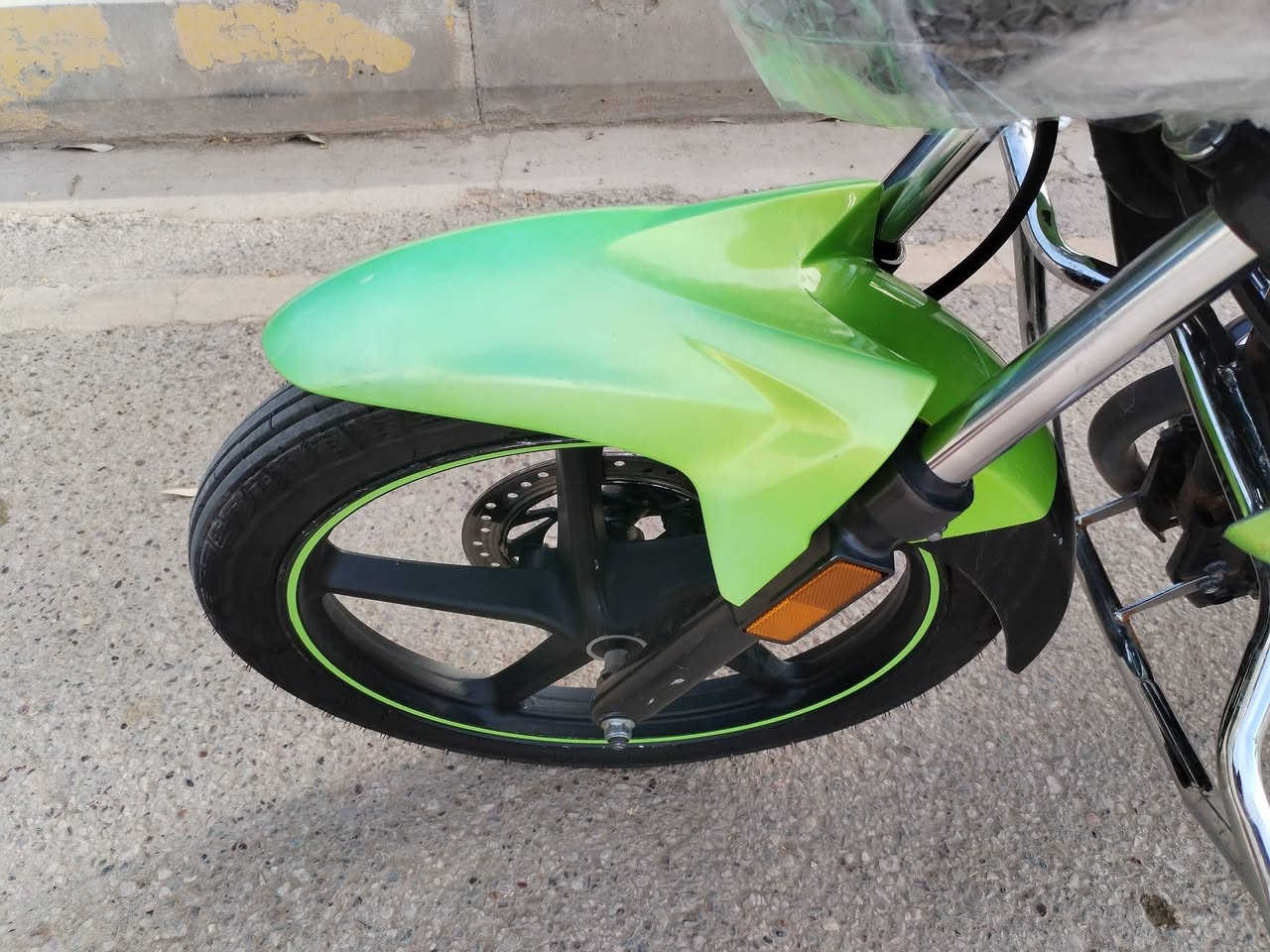 دراجه هوجي موديل 2019 مسجل كامل سنويه ورقم تحويل ثاني يوم دراجه تخبل السعر مليون 700 وبي مجال شراي يتصل مكاني رمادي ***********
