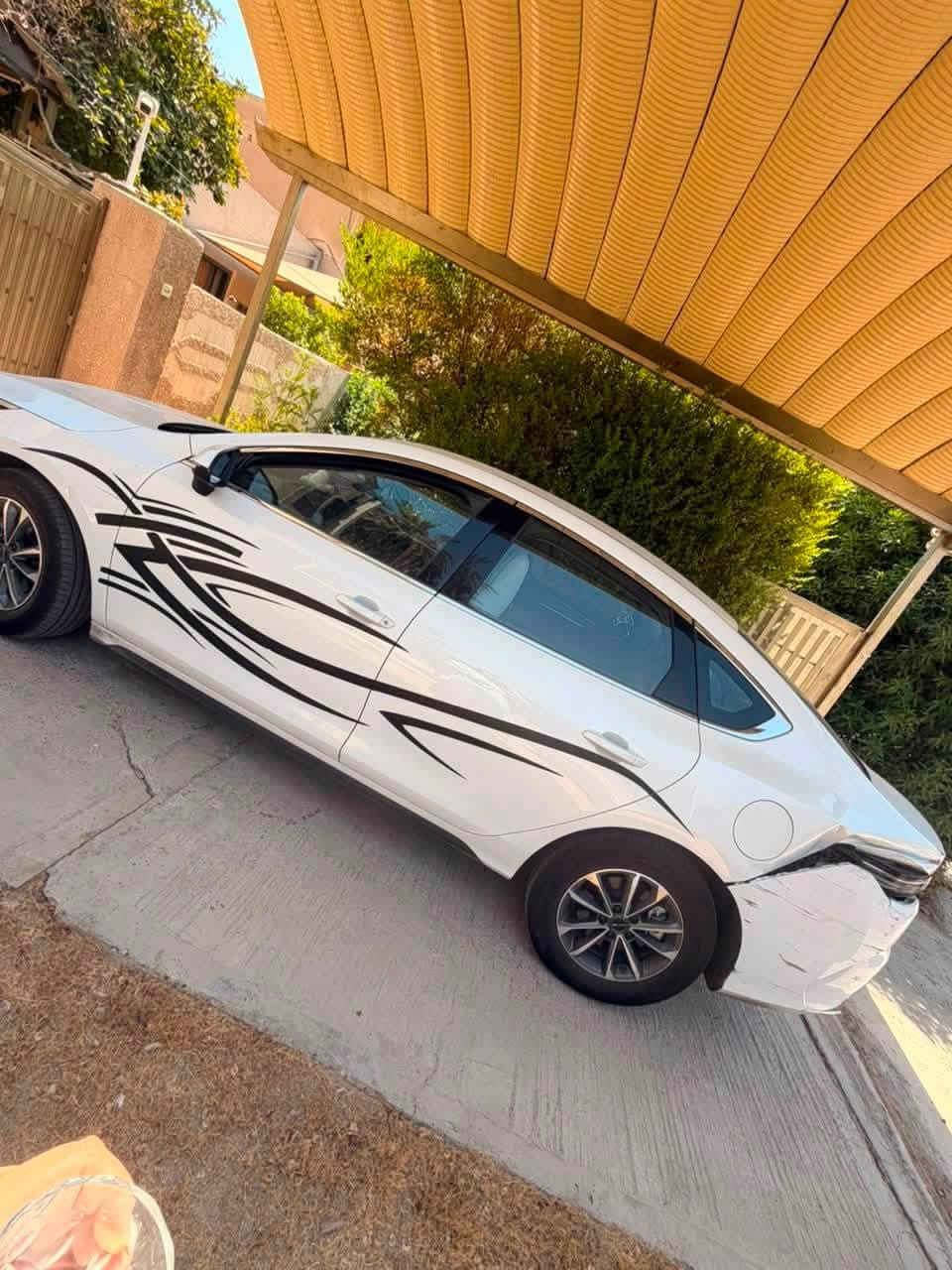 سلام عليكم BYD دسترويل السياره
معروفه مراصفاته موديل 2025 ماشيه 9000k
السياره فقط بيه جاملغ خلفي وطخه جاملغ امامي السياره نزلته زيرو على ايدي رقم بغداد بعدني مصلحته على حطته ابيع وبيه غرامات وابيع صافي 
16,250مليون وربع 
***********

