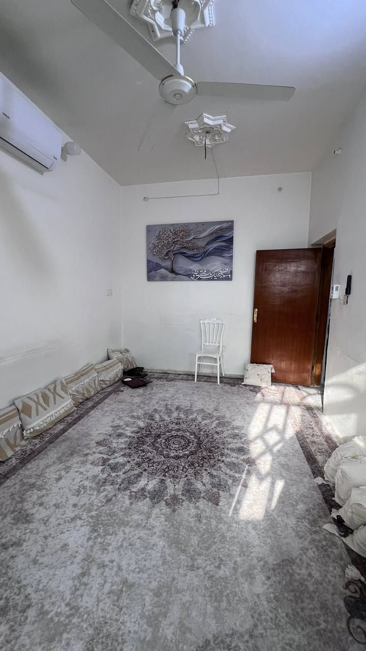 💐على بركة الله💐

        للبيع 🎺🎉 للبيع 
✅———-✅————✅
دار طابو صرف في المشخاب حي الشهيد الصدر 
المساحه100م  ركن مربع ابعاد 10x10  البناء طابوق 
  والسقف عكاده يحتوي على غرفتين وصاله 
واستقبال ومطبخ وصحيات داخليه وخارجيه
البناء نضيف درجه اولى 👌🏻👌🏻👌🏻👌🏻
عرض الشارع 20م الموقع جداااا مميز 

🌟🌟🌟🌟🌟🌟🌟🌟🌟🌟🌟🌟🌟🌟

للاستفسار اكثر مراجعة مكتب حسن الابراهيمي لبيع وشراء العقار المشخاب /شارع سيد جعفر قرب بيت سيد جعفر 
او الاتصال ***********/***********
🌟شرفونا وبخدمتكم
