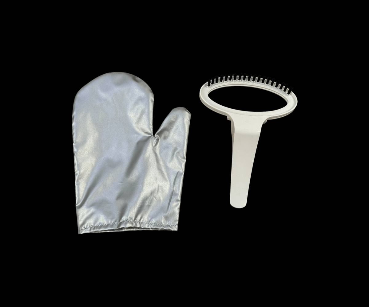 مكواة بخاريه عموديه من ليبرونيك
توصيل جميع المحافظات متوفر 
السعر 40 الف 
ما هو سعر المكواة وهل يشمل توصيل؟: 
السعر 40 الف من غير التوصيل 