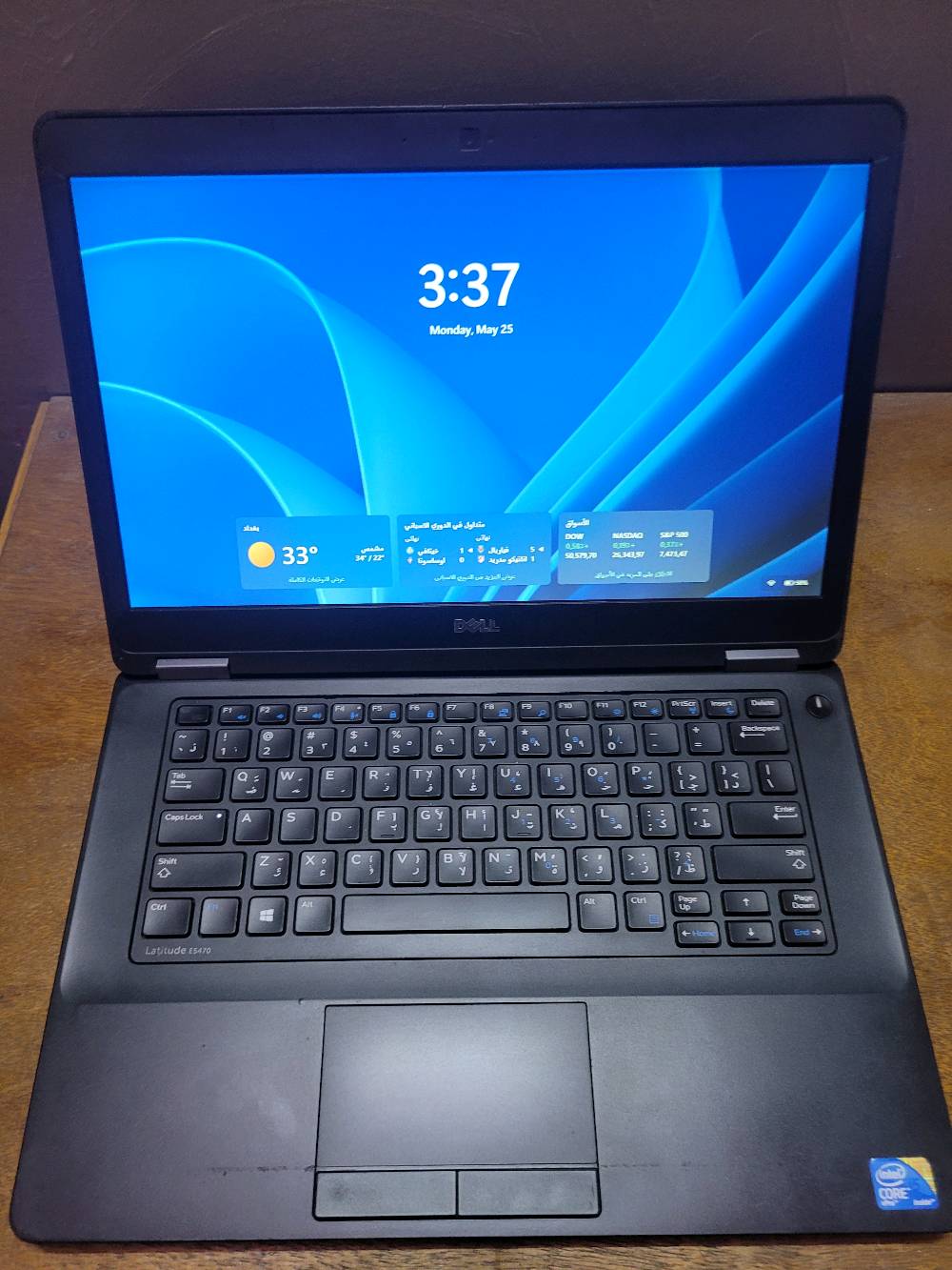 Dell latitude E5470 لابتوب 
 المعالج جيل سادس i5 6440hq
رام 8gb
كرت شاشة داخلي 4gb
كرت شاشة خارجي 2gb
Amd radeon R7 m360 2gb
هارد بي مكانين اني مستخدم واحد فقط M.2 128gb
والبطارية تطول ساعة
وياها سماعات بلوتوث وشاحنته الاصلية
بي اضرار بالشاصي فد الجهاز شغال بدون مشاكل
*********** ماعندي توصيل اعتذر
السعر 230 وبي مجال