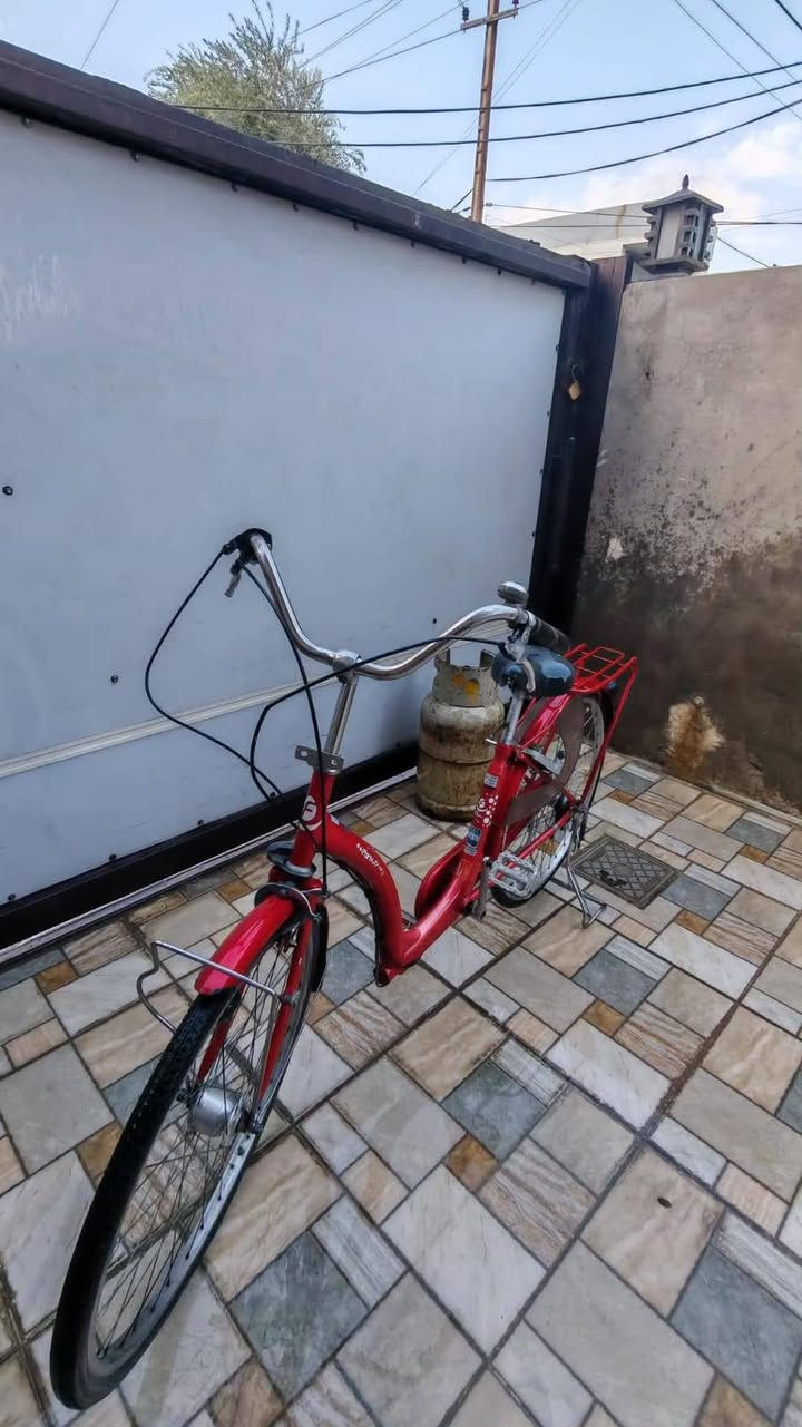 متاح بايسكل باله كير وحساس السعر 80 الف الاتصال بالرقم ***********
