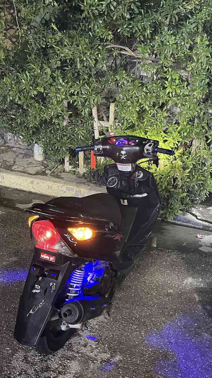 سلام عليكم شباب ♥️
دراجه ثعلب كابريتر
مراوس ب جيتي ار اي شعندك نزل 
بيه كلجات رياضي اجتي وياه الدراجه ختم واحد مكفوله محرك و كهربائيات🤍💐


**إذا كنت صاحب هذا الإعلان وتريد حذفه لأي سبب، رجاءا أرسل رسالة إلى الدعم الفني**