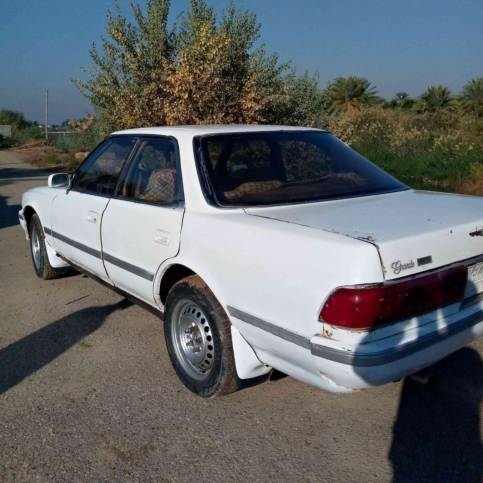 سلام عليكم سياره مارك مسطره
مكفولة من العيب شرعي ونقل جثه 
سنويه بعدهي ما صاقطه  ومكينه جاهزه مكان شطره 
تصل على رقم ***********
