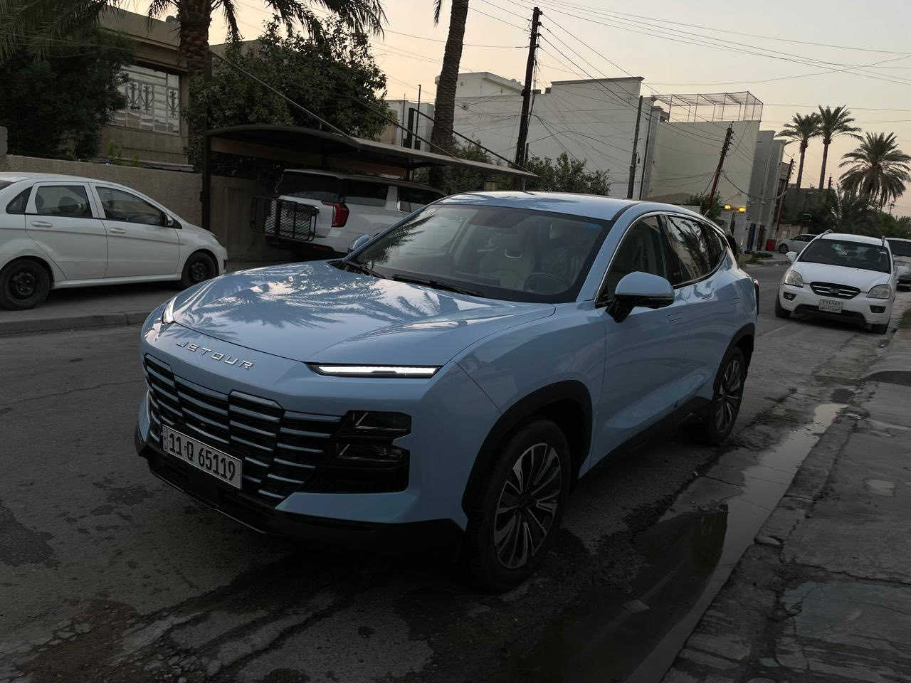 ‎جيتور داشنك 
‎الموديل : 2024 
‎المحرك:1.5 تيربو  
‎العداد : قليل ماشي جدا 21 
‎ضمان شركة هارلم
‎المواصفات:
‎*5 راكب 
‎* ويل قياس 19 أنج 
‎* ثلاجة 
‎* شاشة لعرض القيادة 
‎* تحذير مغادرة المسار رادار
‎* نقطة عمياء 
‎* شاحن هاتف لاسلكي
‎* المقاعد كهربائية 
‎* بلوتوث 
‎* نظام المساعدة على النزول من المنحدرات  
‎* المرايا الجانبية كهربائي
‎*صندوق كهربائي
‎* حساسات خلفية
‎* محدد سرعة
‎* دخول ذكي (بصمة)
‎* هاند بريك كهربائي
‎* نظام الخرائط (GPS)
‎* مؤشر لضغط الاطارات
‎* 8 سماعات 
‎السعر 155 وبيه مجال$
مكانها بغداد ***********
