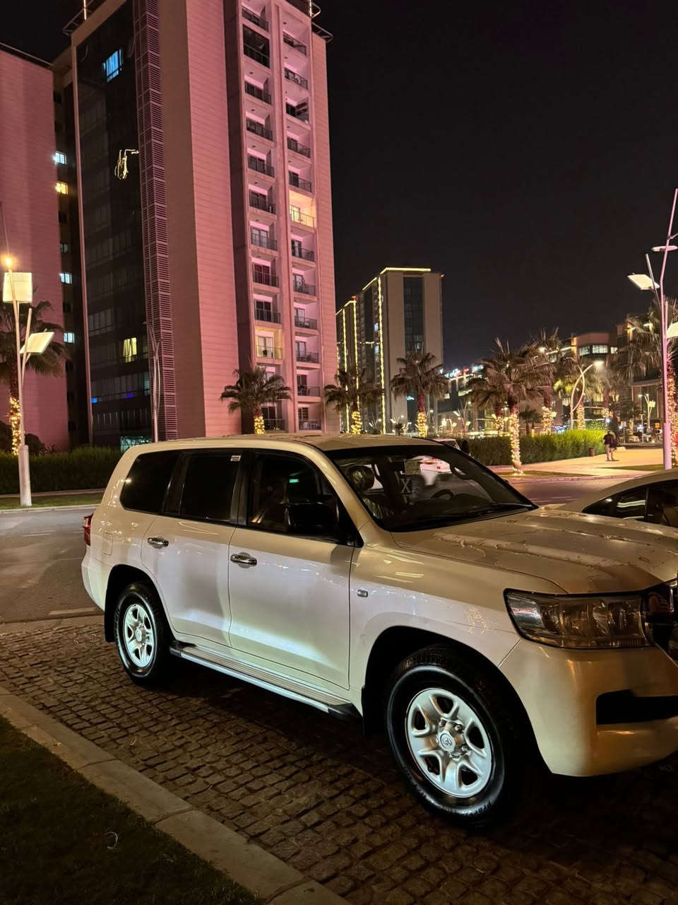 تويوتا لاندكروز 2020  خليجي كاز مكفولة رقم سليمانية أنكليزي تريد تحويل تريد وكاله
ماشيه 91 وضع شركه 
🔴بصمة تشغيل
🔴 شاشة 
🔴 كامرة خلفية
🔴ثلاجة
🔴كشنات جلد 
السعررر 425 ورقة
مكاني بصره 
***********
