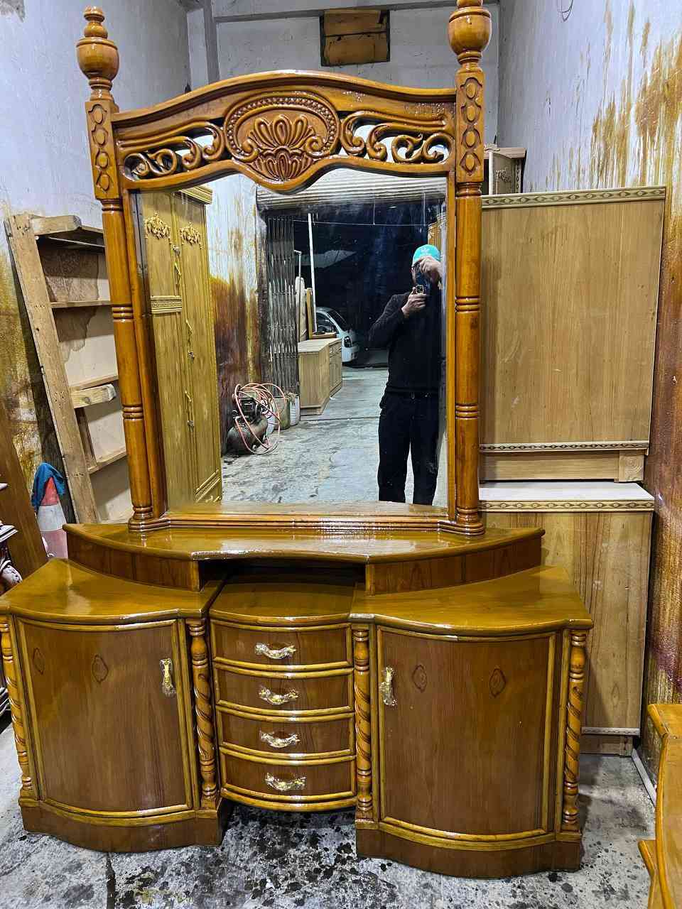 💛معرض حبوش لنجاره والاثاث 💛

دزاين الشبح الدنك اللوي الزان الظفيره 

غرفه مستخدمه ٦ ابواب طابقين

شغل درجه اولى ثقيلة كله داخل وخارج صاج وظهر جربوبه فريم ضب براغي وفرش وقبق بورد صاج 
الغرفه اكثر من ٧ قطع 

للحجز والاستفسار الاتصال او خاص او واتساب 
               
                  ❤*********** ❤
