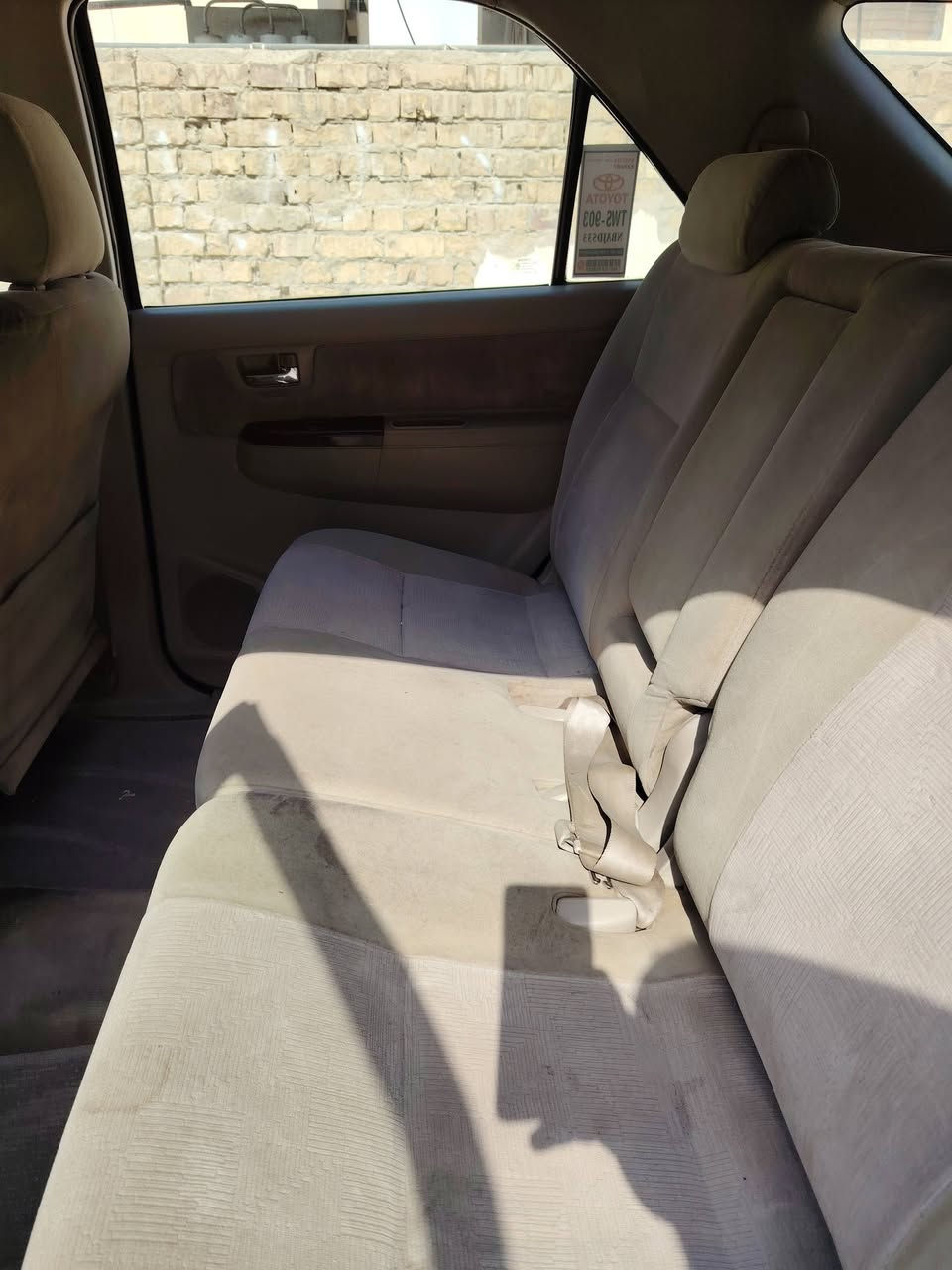 فورجنر ٢٠٠٦ سته سلندر محرك ٤٠٠٠ مكفوله كير ومحرك وشاصي بدون حادث مكانها السماوه سعرها  ١٢٥ وبيها مجال الشراري يتصل ويدلل ***********
