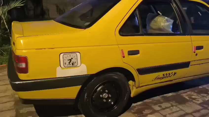 بيجو لميس موديل 16 ضربتها جاملغ خلفي 
سعر 38 
***********
مكلف بانشر اتصل على رقم
